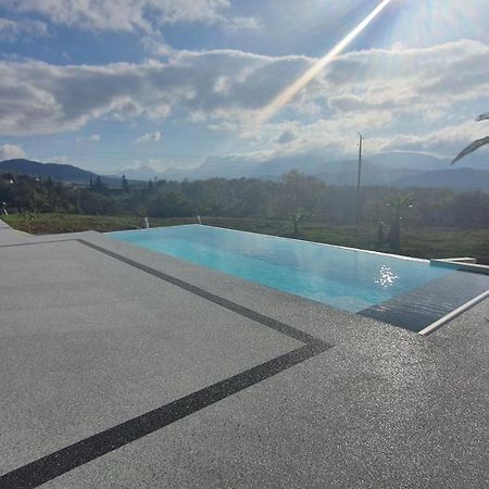 Studio indépendant vue magnifique et au calme Crest Extérieur photo